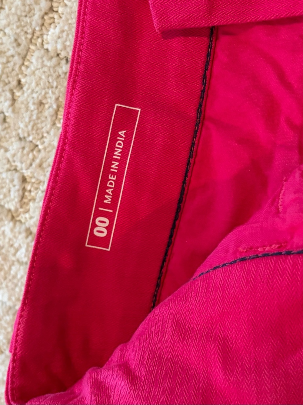 Vineyard Vines Herringbone Everday Short - Picture 6 of 8